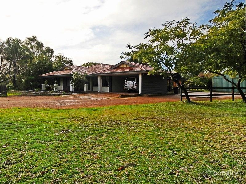 7 Fergusson Cl, West Swan, WA 6055