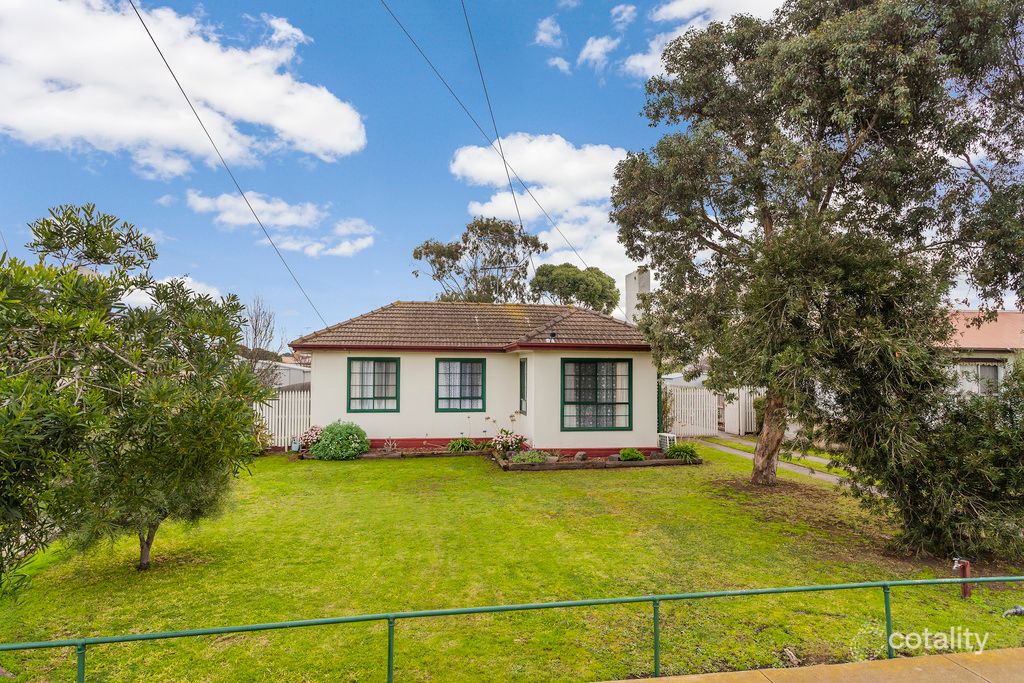 7 Pettitt Cres, Norlane, VIC 3214