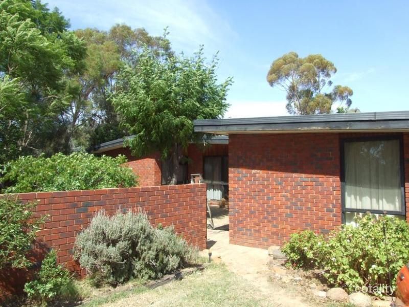 267 Boralma-Tarrawingee Rd, Londrigan, VIC 3678