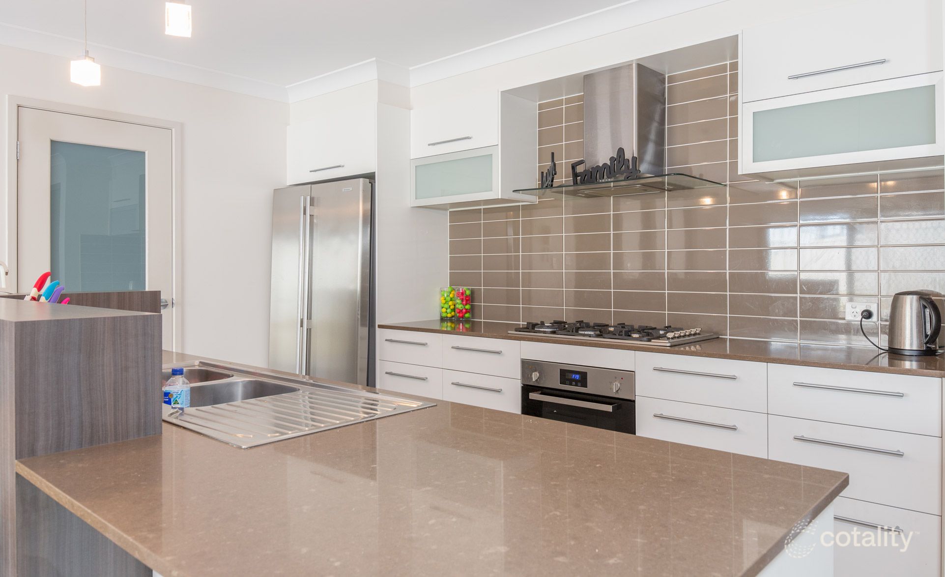 4 Dorrough St, Flinders, NSW 2529