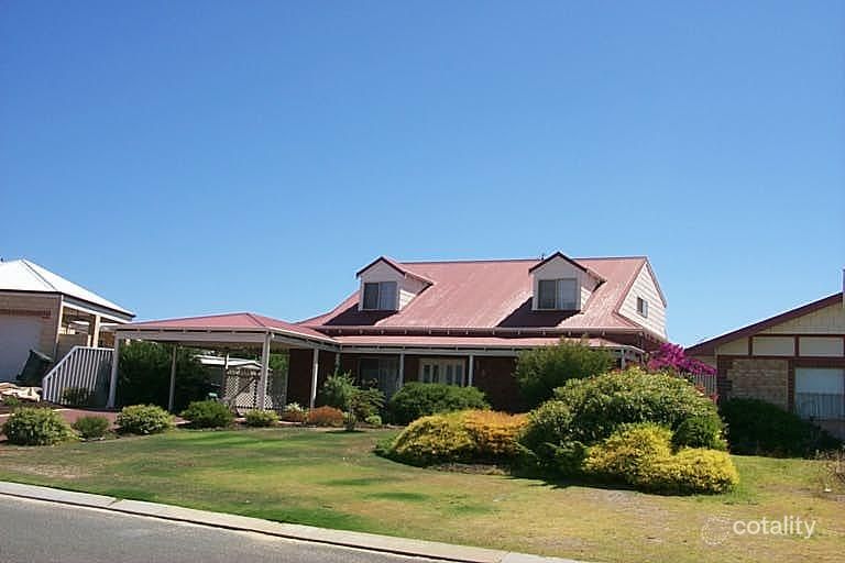 5 Fairlie Gr, Kinross, WA 6028