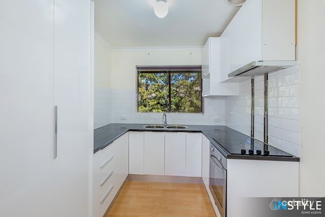 4/18 Yarrow St, Queanbeyan East, NSW 2620