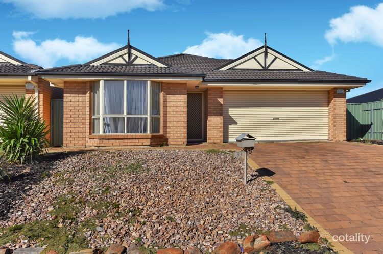33 Applecross Dr, Blakeview, SA 5114