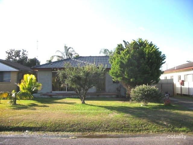 9 Lucas Cres, Berkeley Vale, NSW 2261