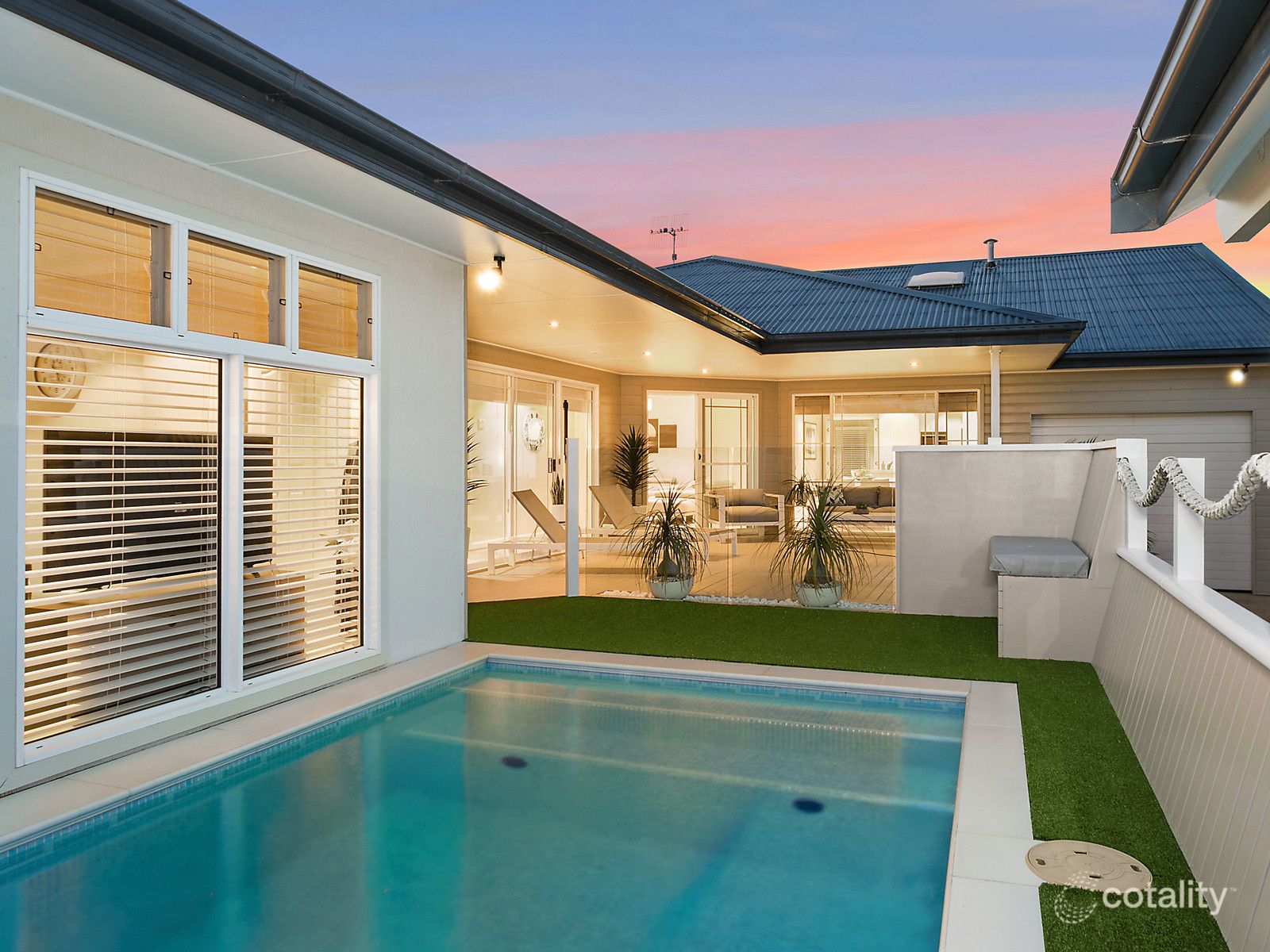 27 Manly Pde, The Entrance North, NSW 2261