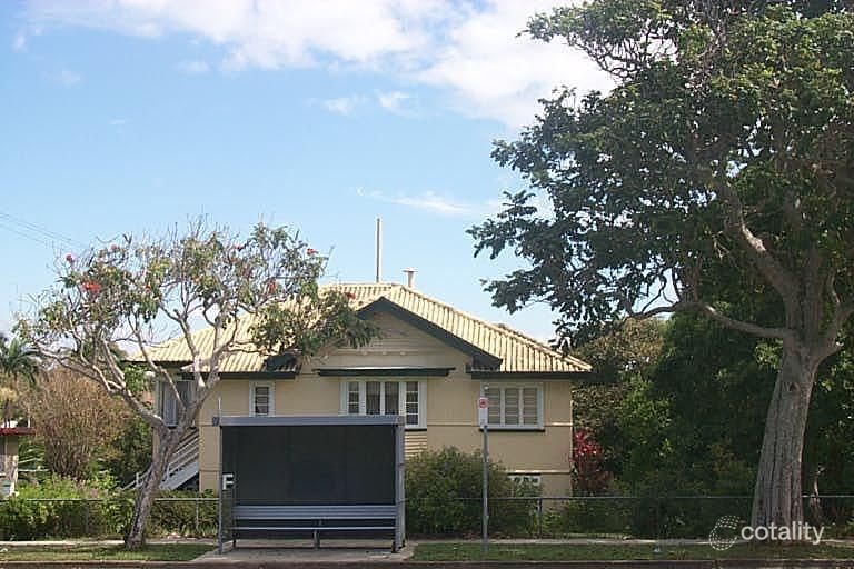 107 Oxley Ave, Woody Point, QLD 4019