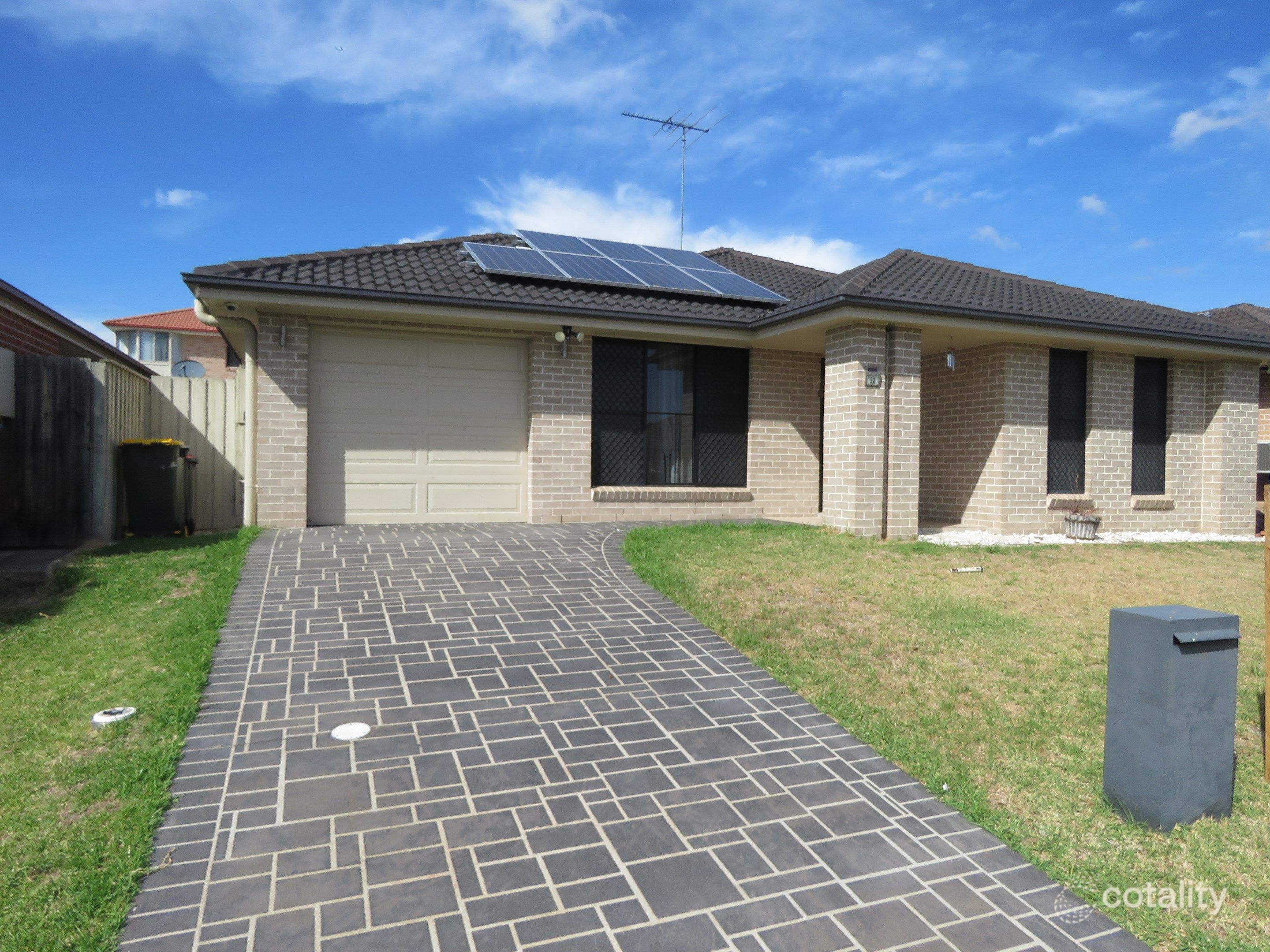 52 Lilydale Dr, Woodcroft, NSW 2767