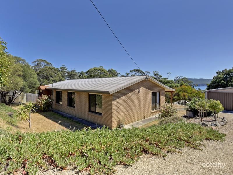 18 Greatbatch Dr, White Beach, TAS 7184