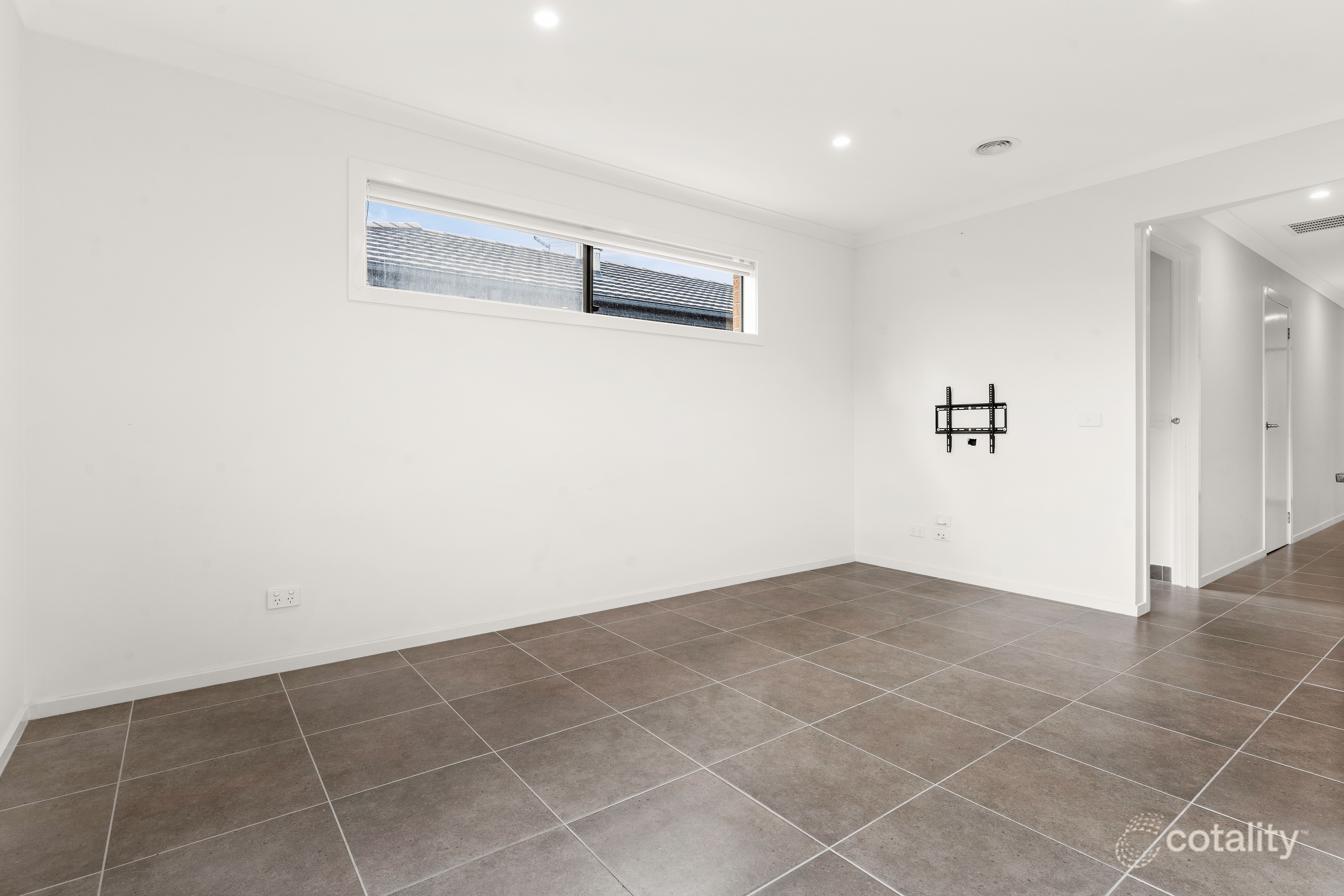 32 Manchester Bvd, Officer, VIC 3809