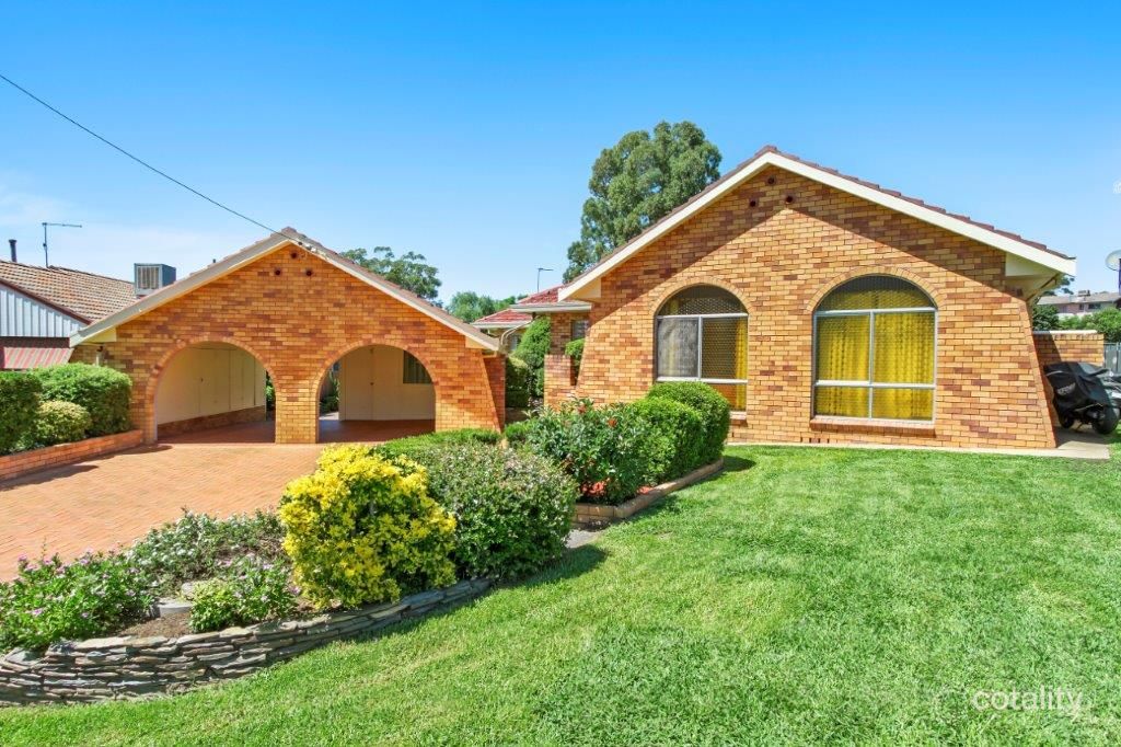 51 Holland St, Hillvue, NSW 2340