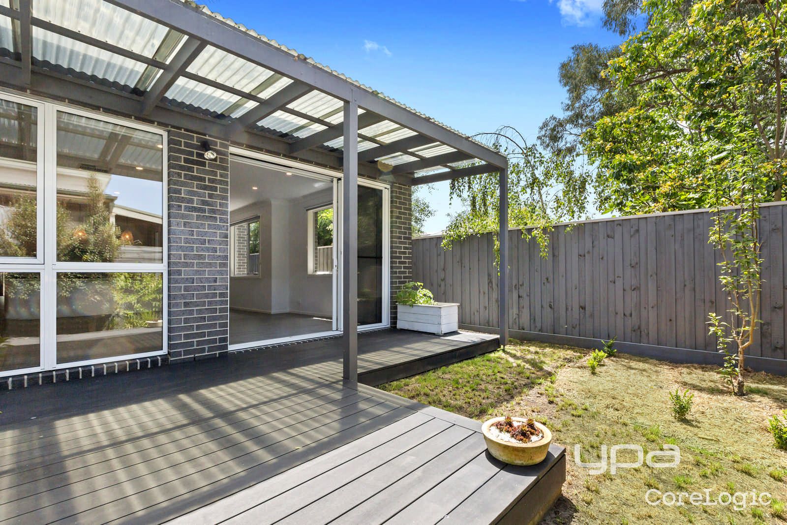11 Clovelly Ave, Rosebud, VIC 3939