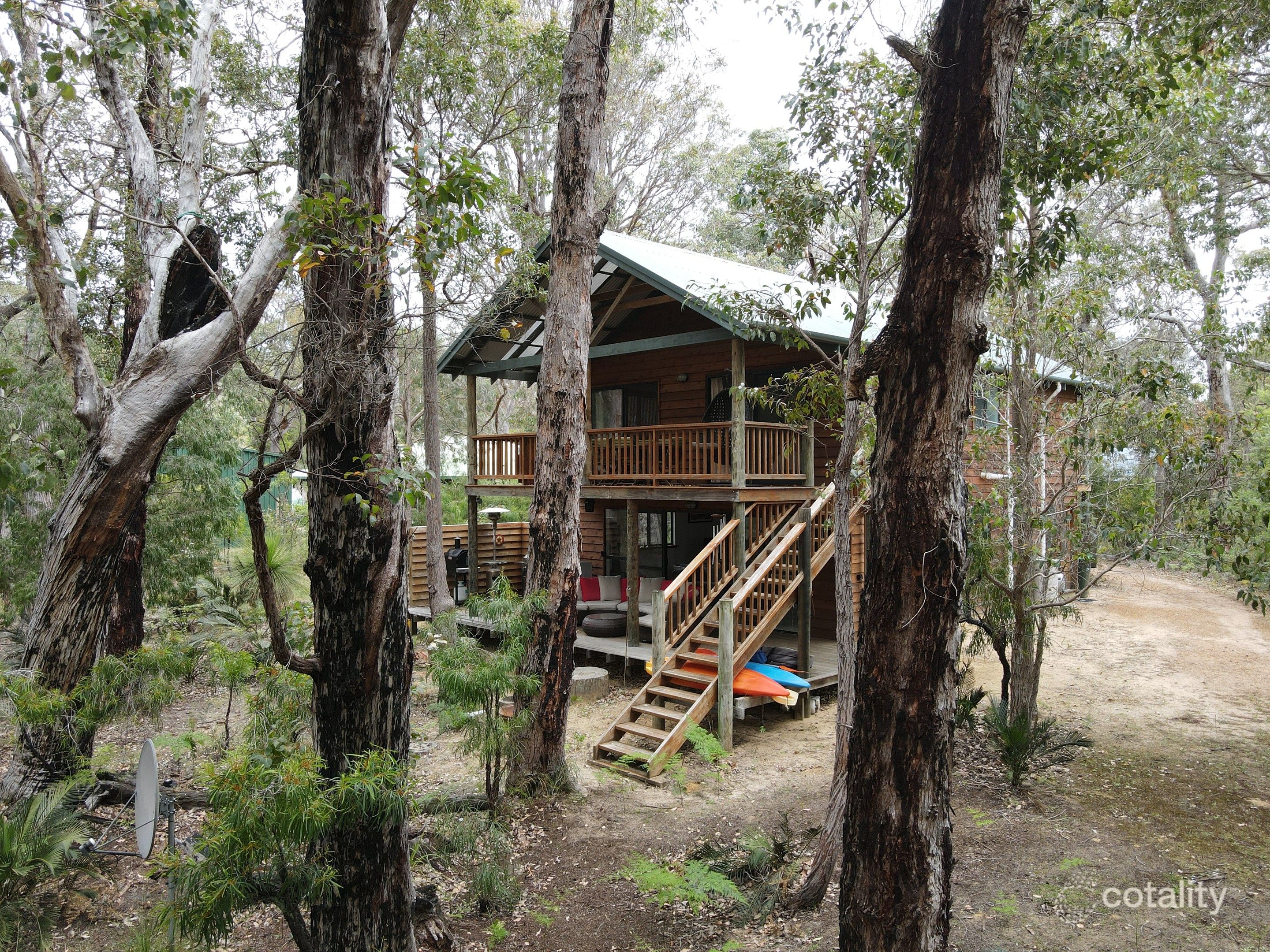 4 Flora Gr, Molloy Island, WA 6290