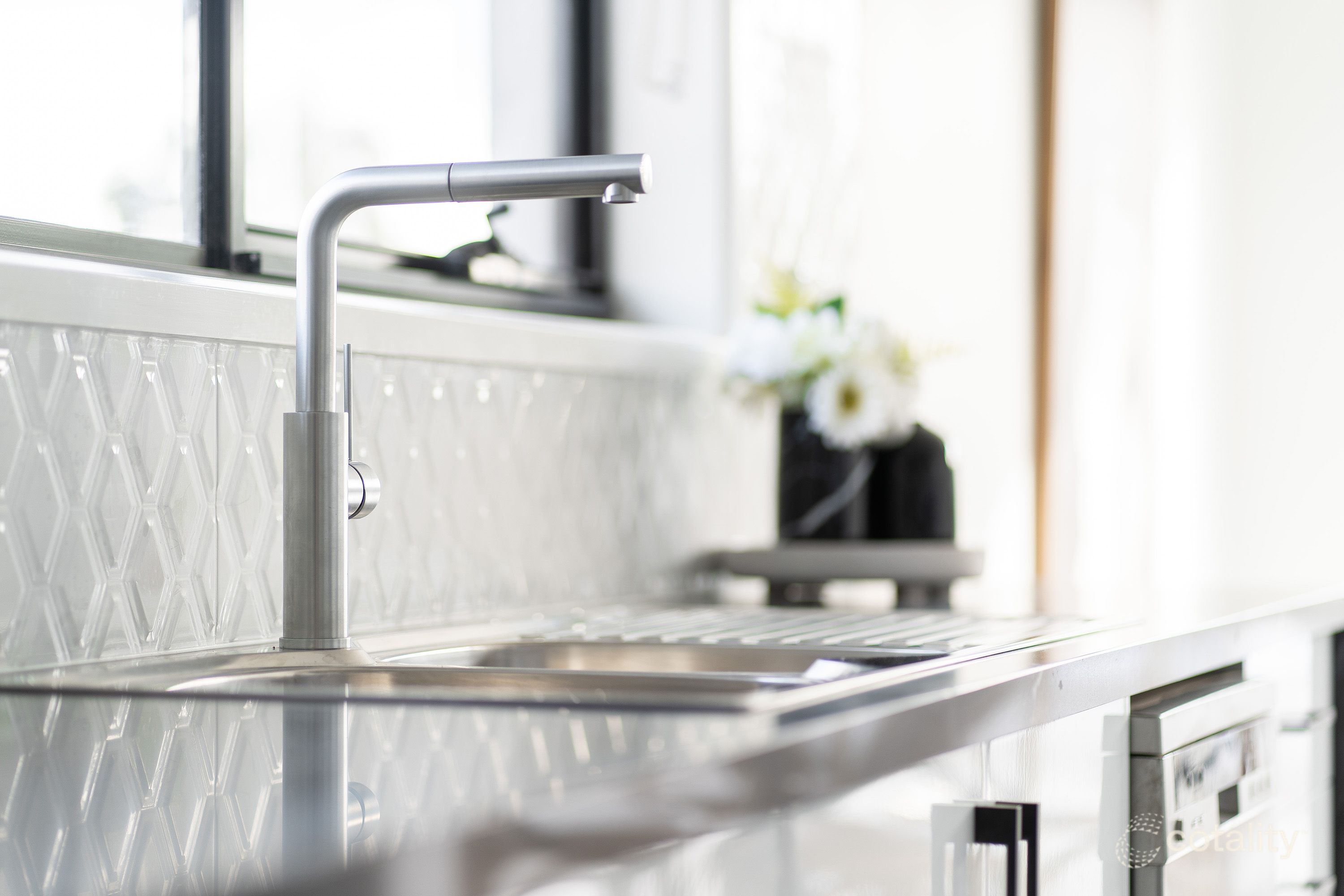 10 Galway Gr, Gladstone Park, VIC 3043