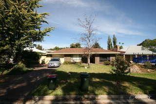 4 Peasy Pl, Reynella East, SA 5161