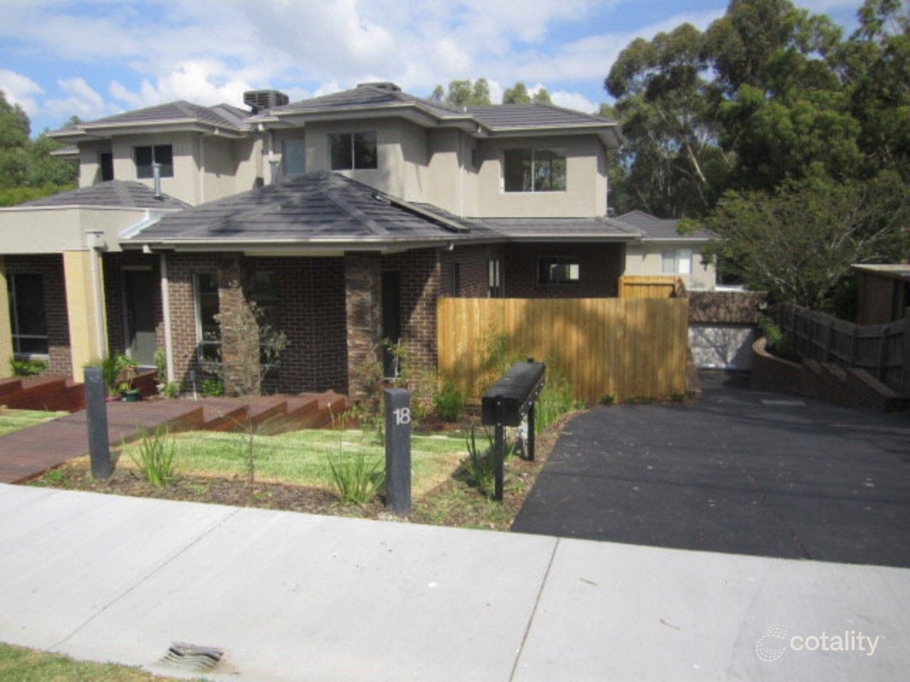 1/18 Cabena Cres, Chadstone, VIC 3148