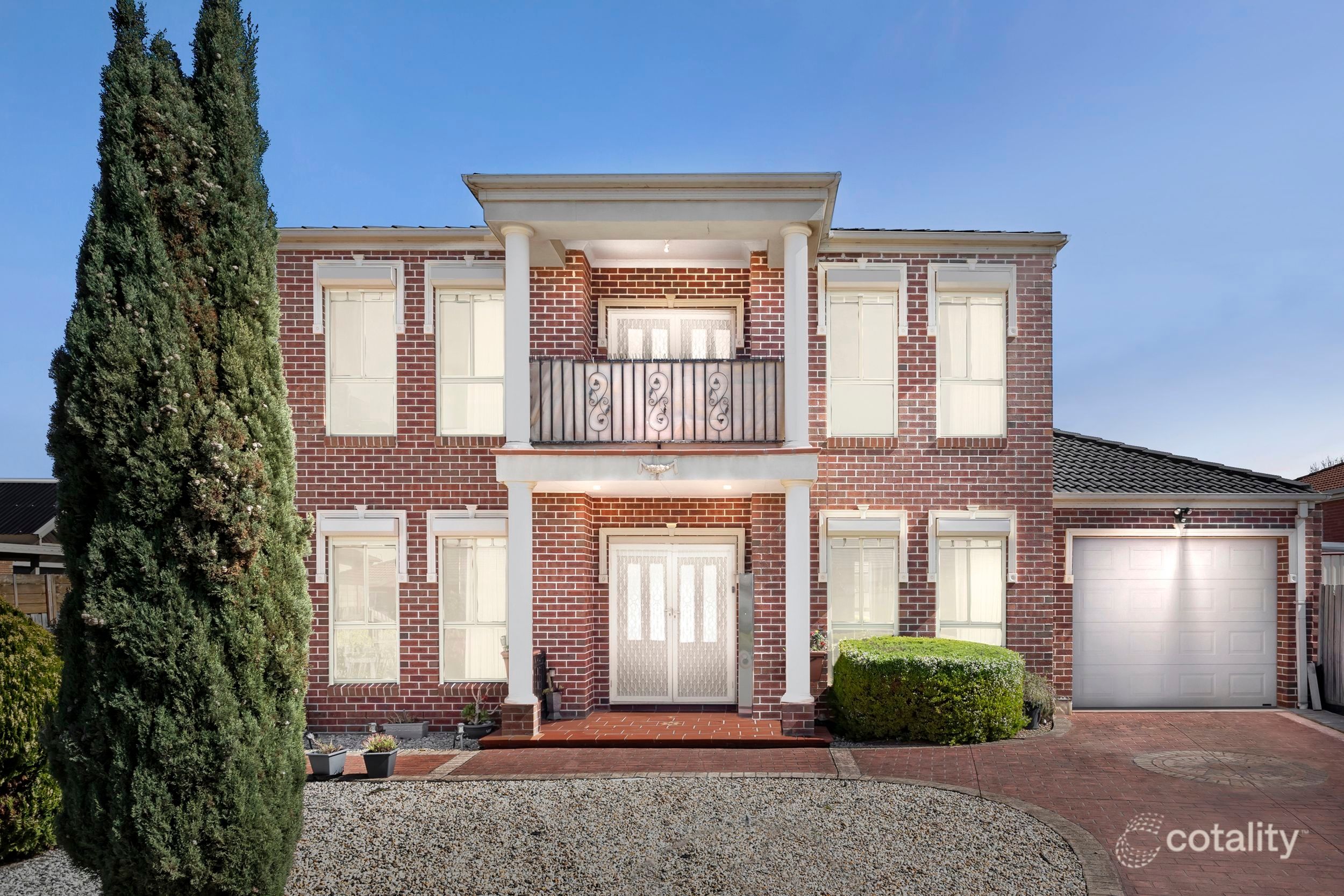 4 Oakbank Ct, Roxburgh Park, VIC 3064