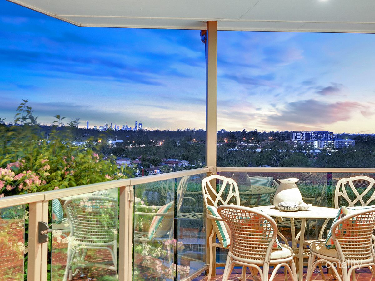 6 Macquarie Ct, Mount Ommaney, QLD 4074