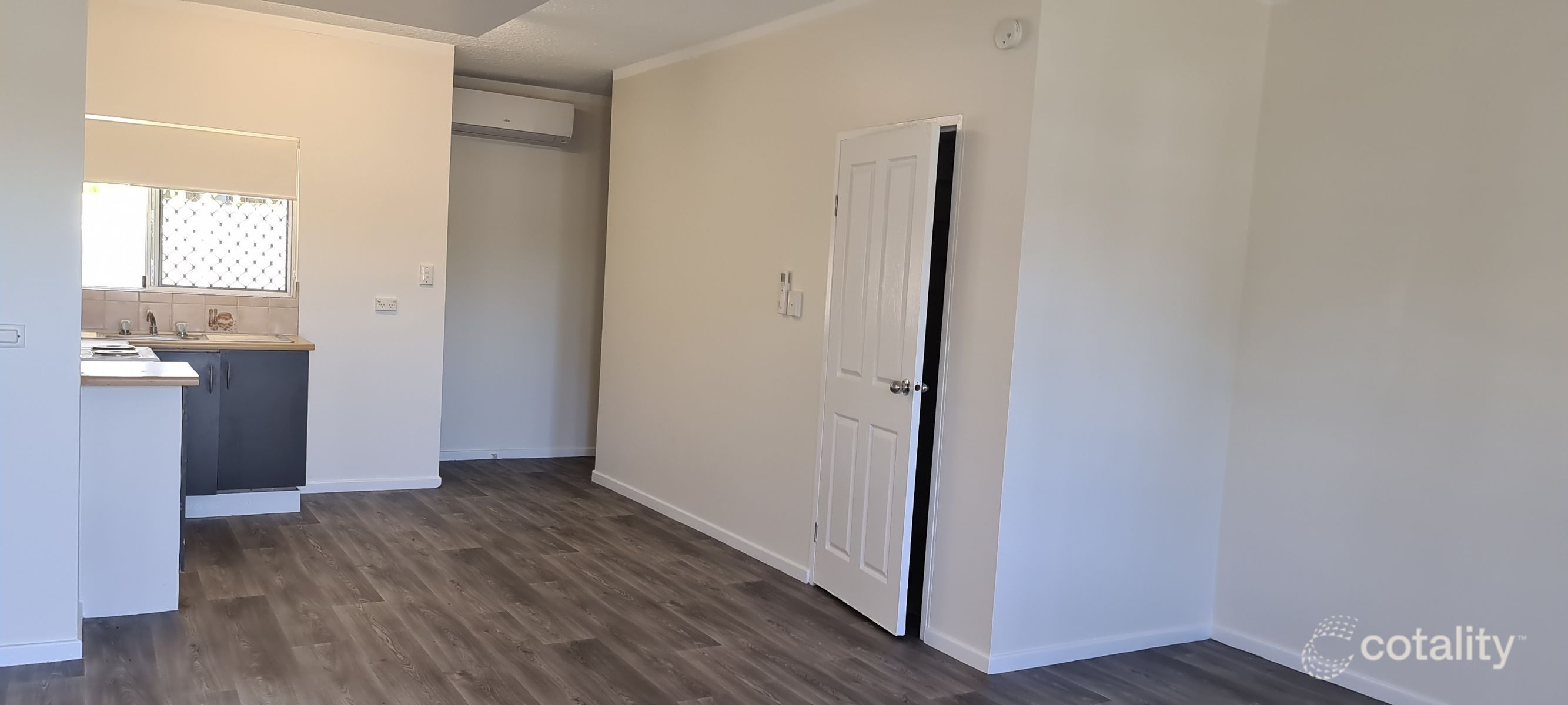 4/11 Brown St, Woree, QLD 4868