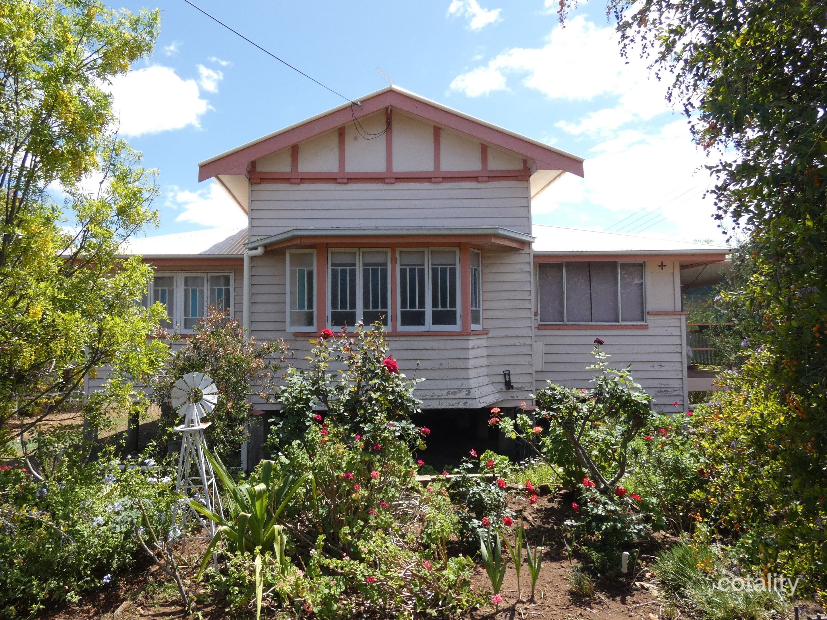 9 Wondai Rd, Proston, QLD 4613