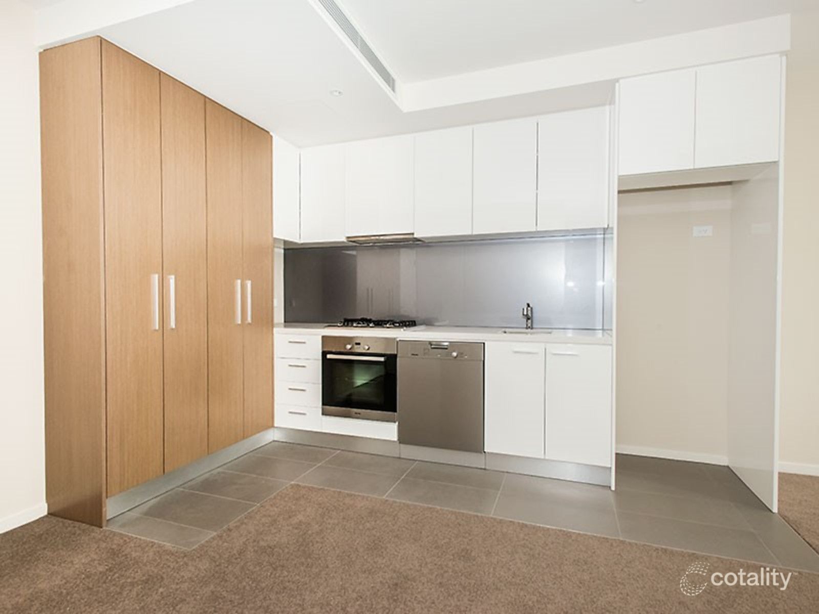 217/88 Trenerry Cres, Abbotsford, VIC 3067