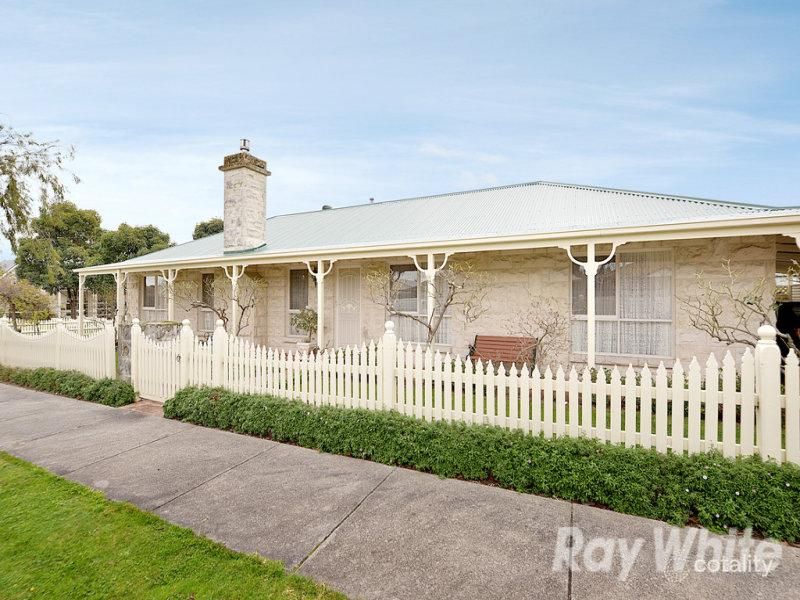 10 Oliver Ct, Ferntree Gully, VIC 3156