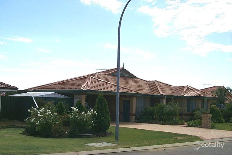 7 Dumbarton Loop, Kinross, WA 6028