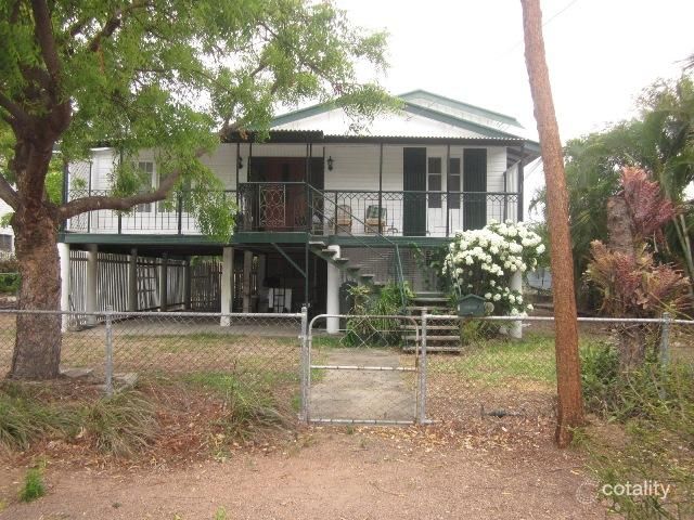 34 Armstrong St, Hermit Park, QLD 4812