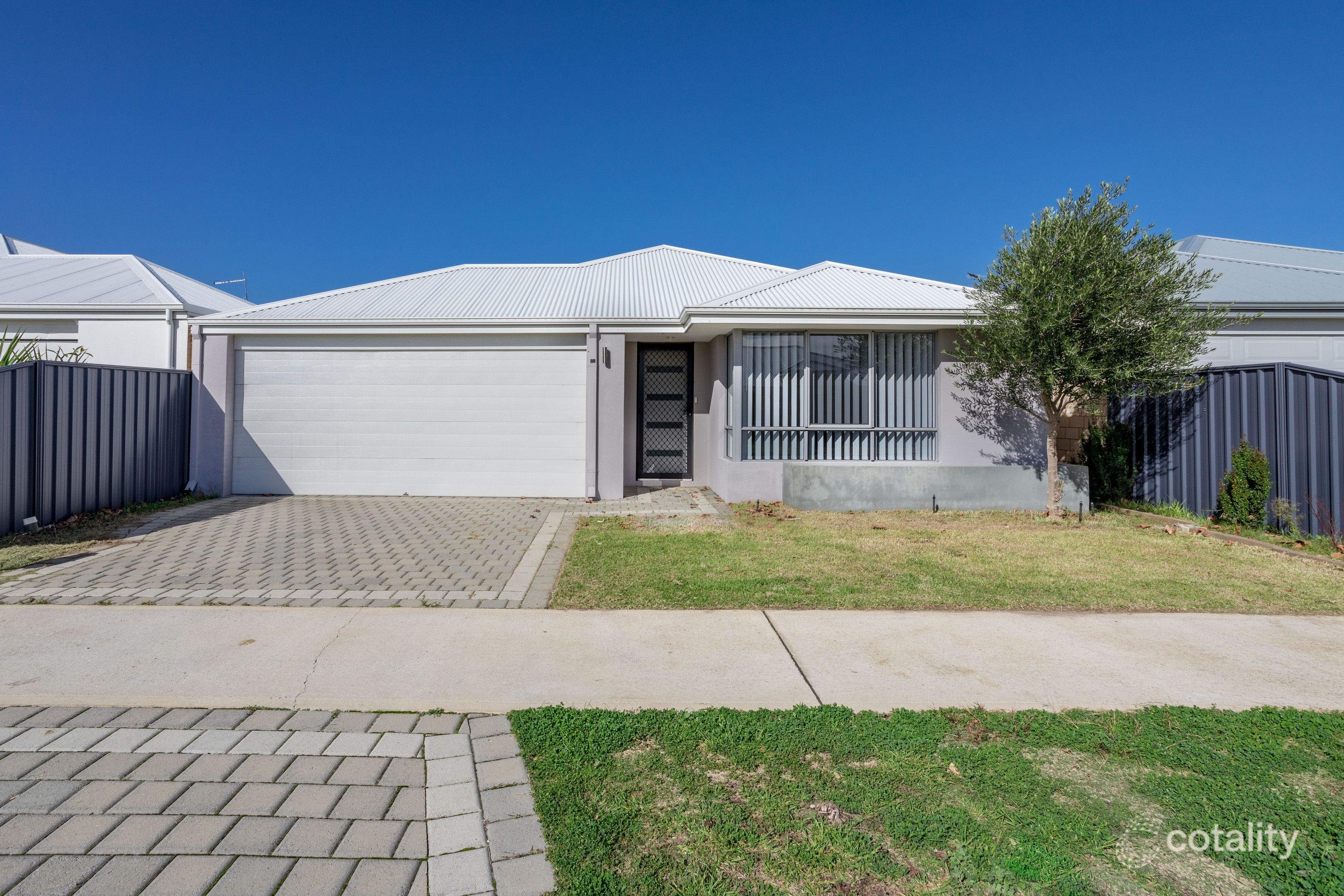 4 Bedgebury Rd, Hilbert, WA 6112