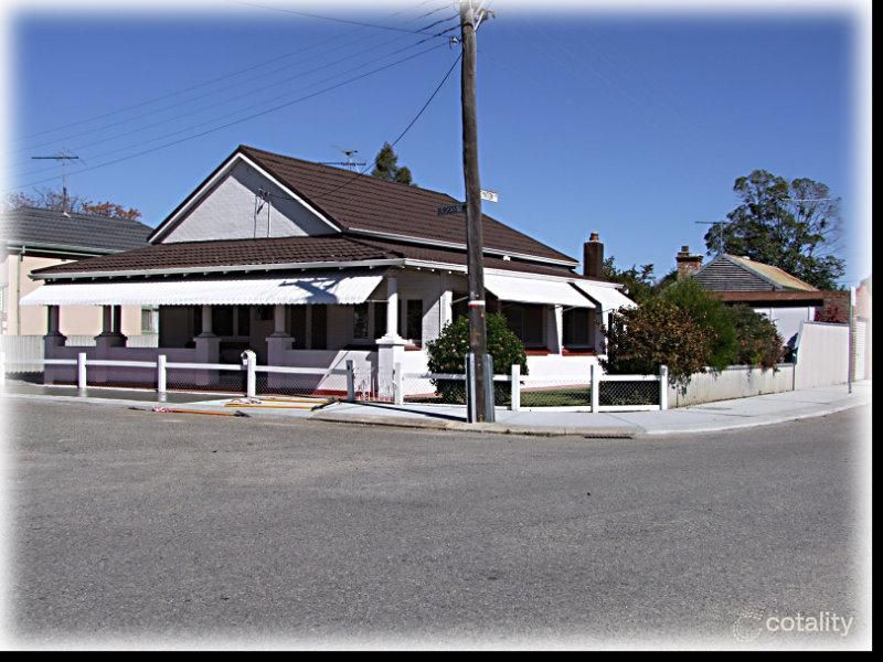 9 Burgess St, Midland, WA 6056