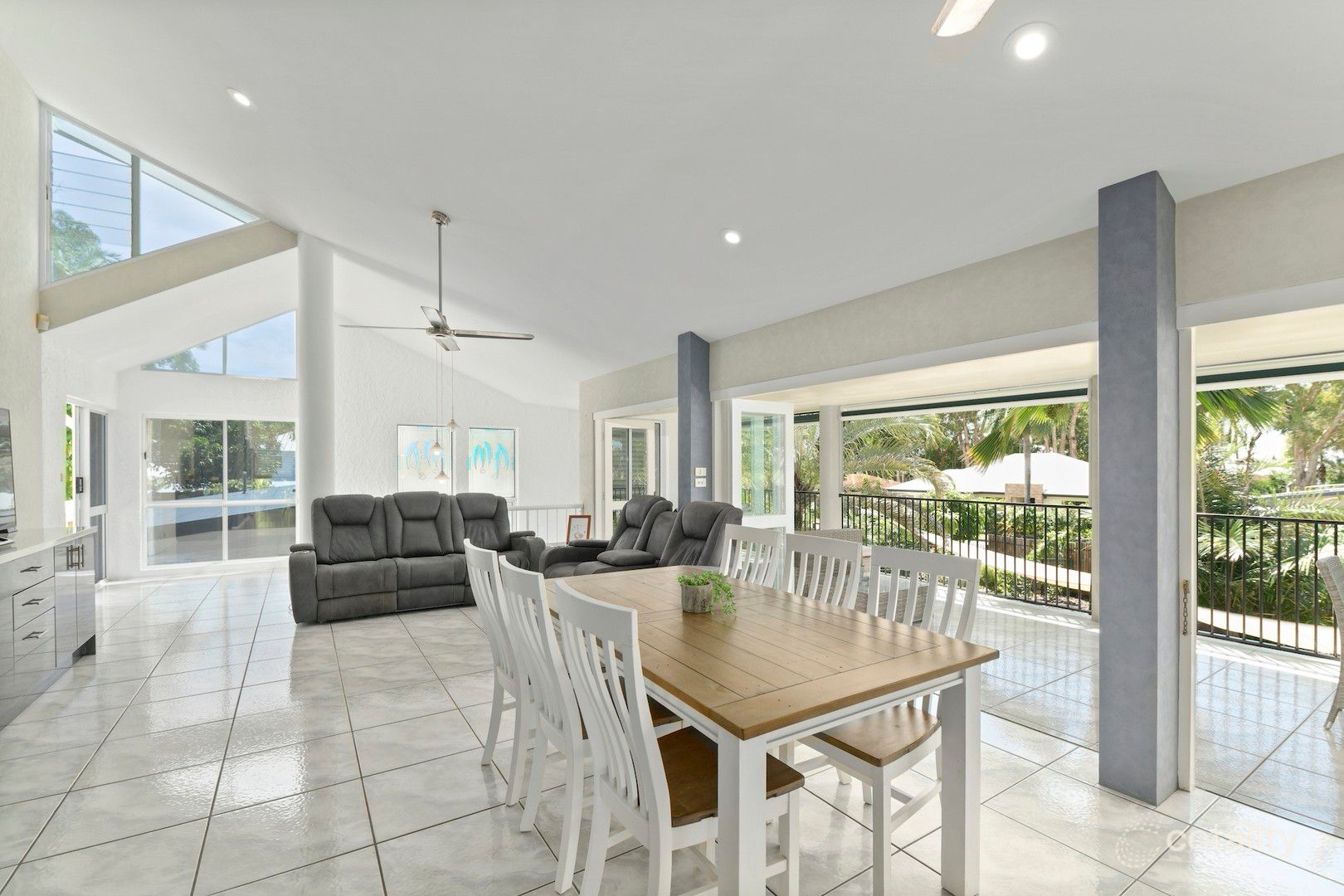 15 Batt St, Clifton Beach, QLD 4879