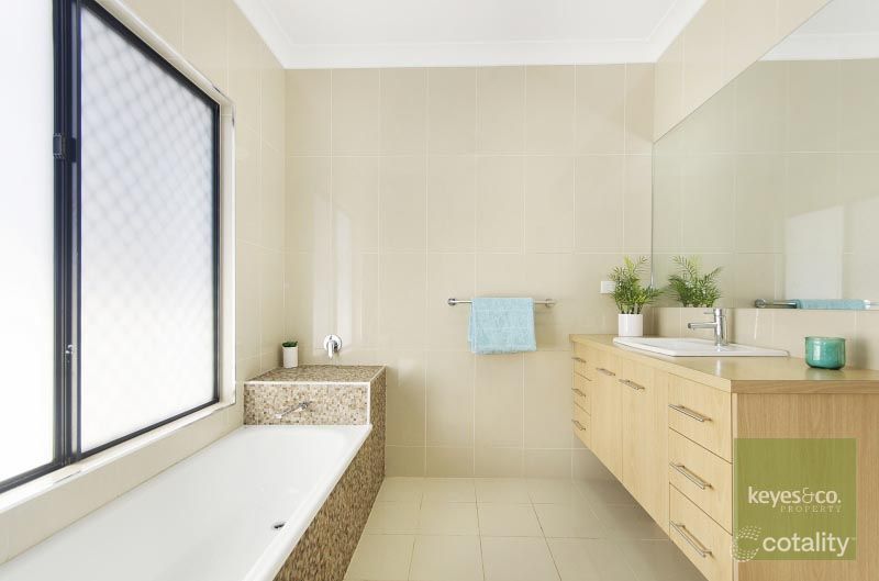 5 Wirega Cl, Douglas, QLD 4814