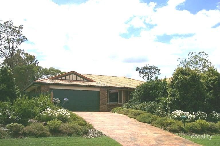 17 Boudin Pl, Forest Lake, QLD 4078