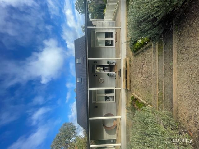 5 Collins St, Red Hill, VIC 3937