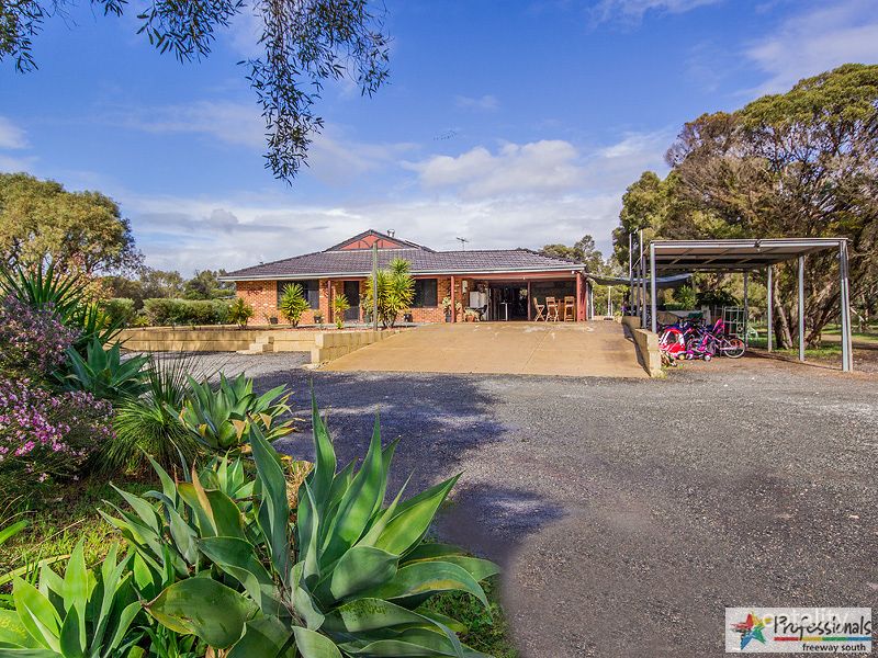 211 Marri Park Dr, Casuarina, WA 6167