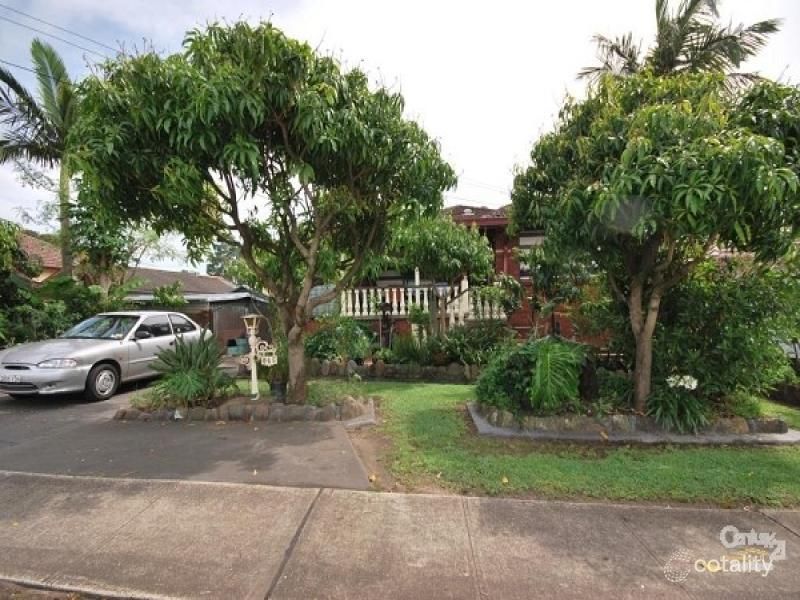 865 The Horsley Dr, Smithfield, NSW 2164