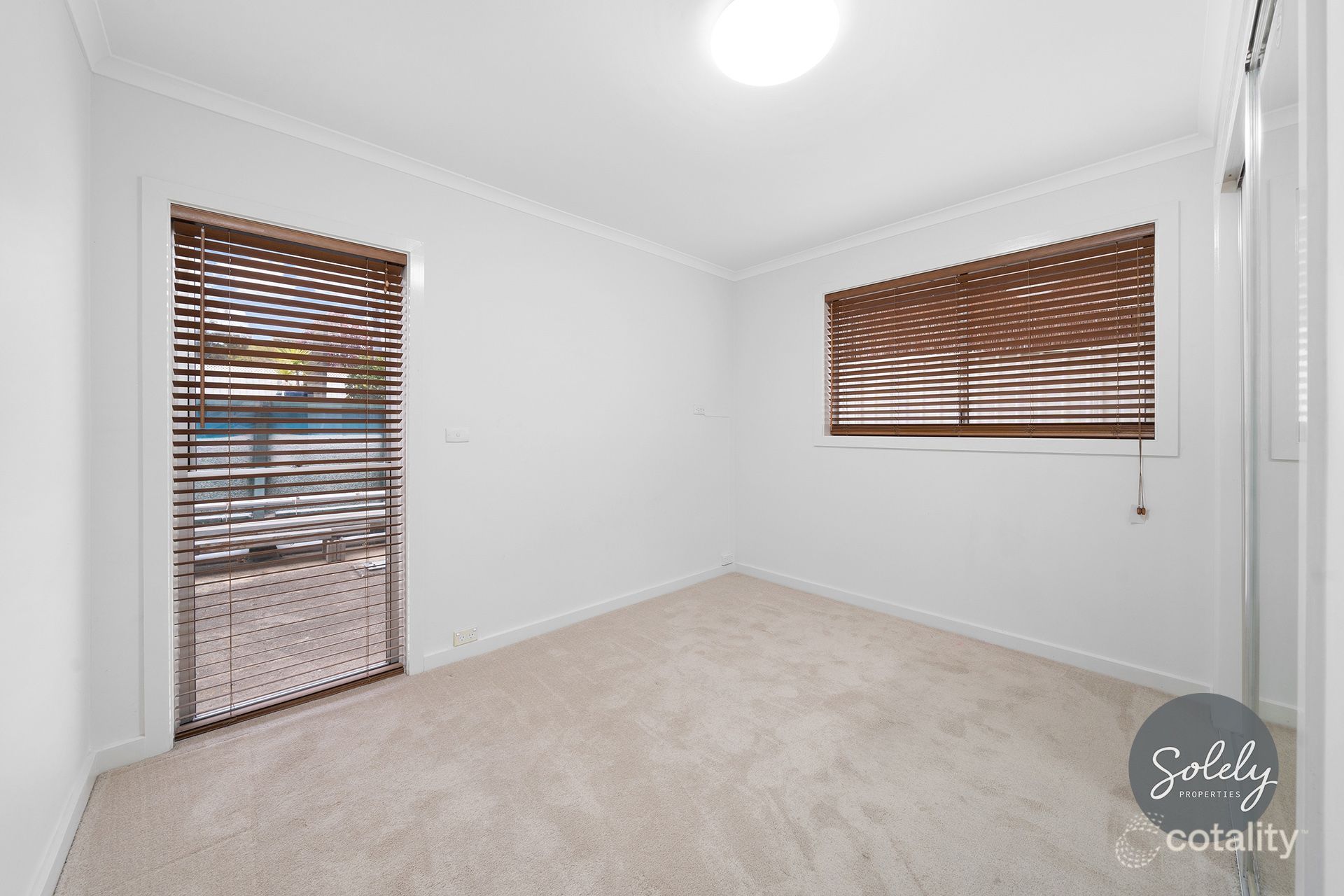 4 Baracchi Cres, Giralang, ACT 2617