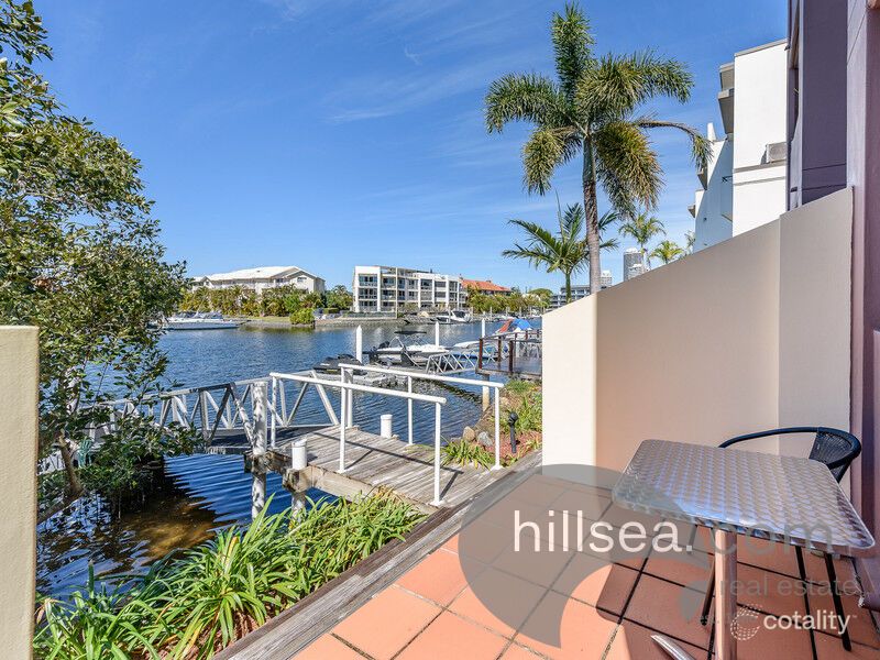 17/89-91 Bayview St, Runaway Bay, QLD 4216