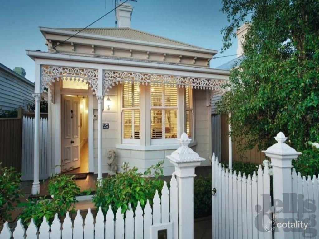 23 Broomfield Rd, Hawthorn East, VIC 3123