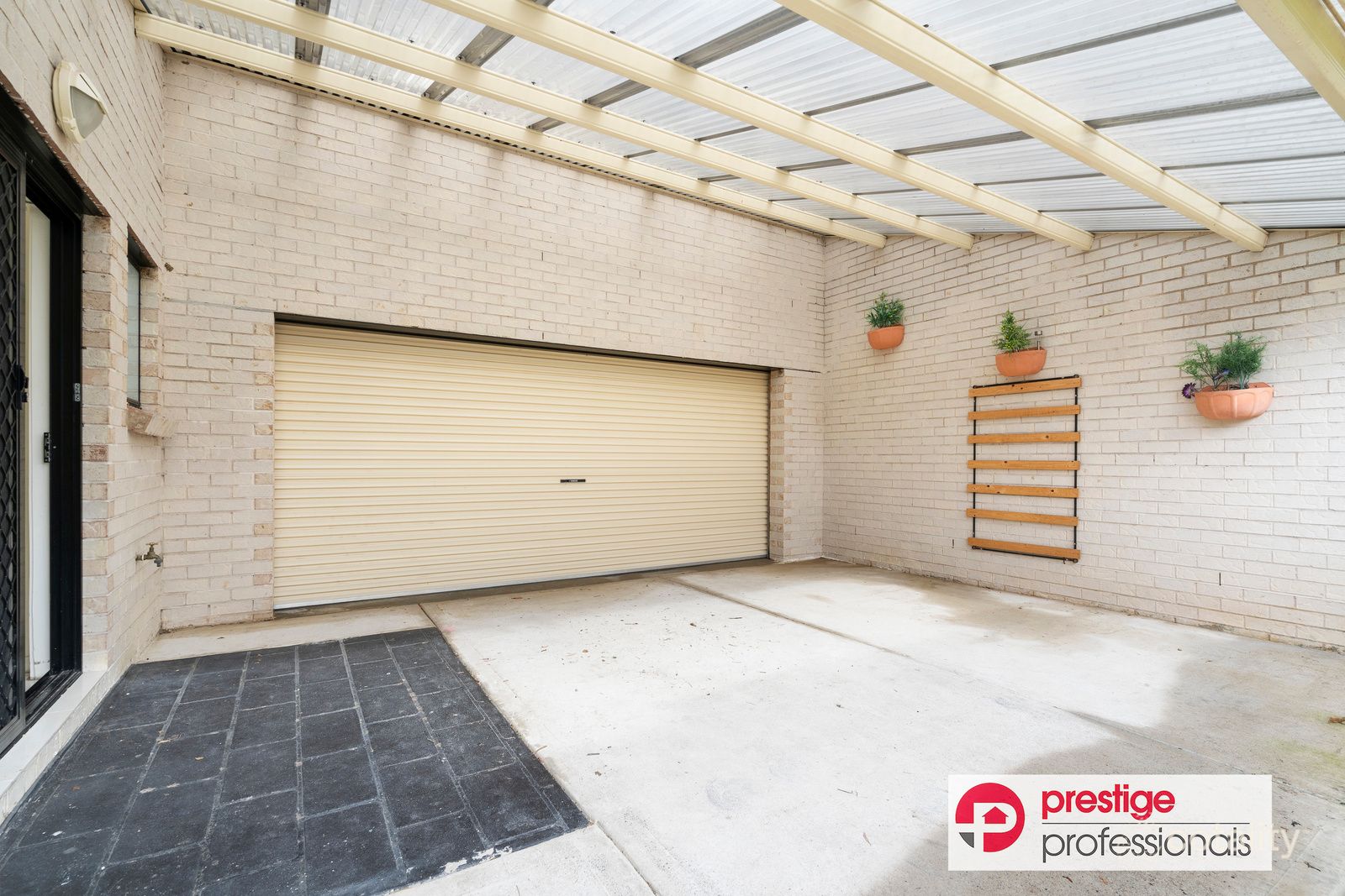 3/10 Light Horse Pde, Holsworthy, NSW 2173