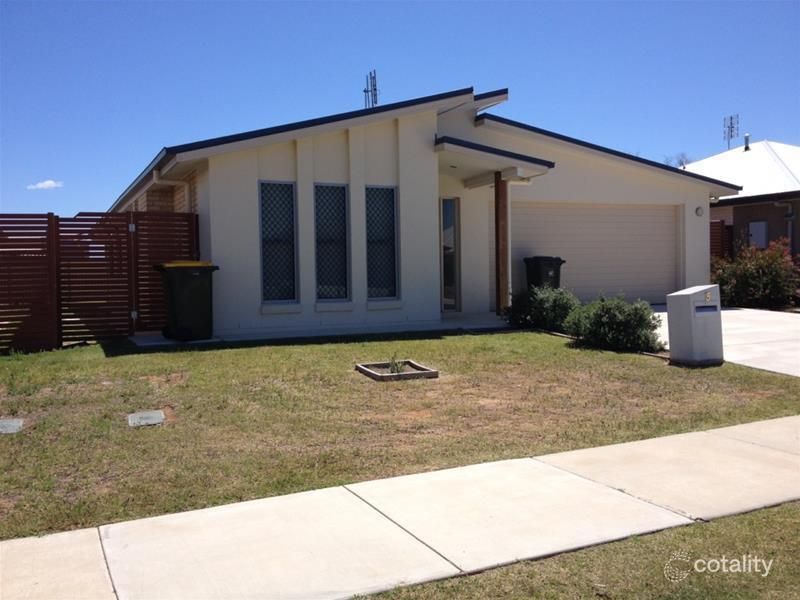 18 Bridgeman Pde, Chinchilla, QLD 4413