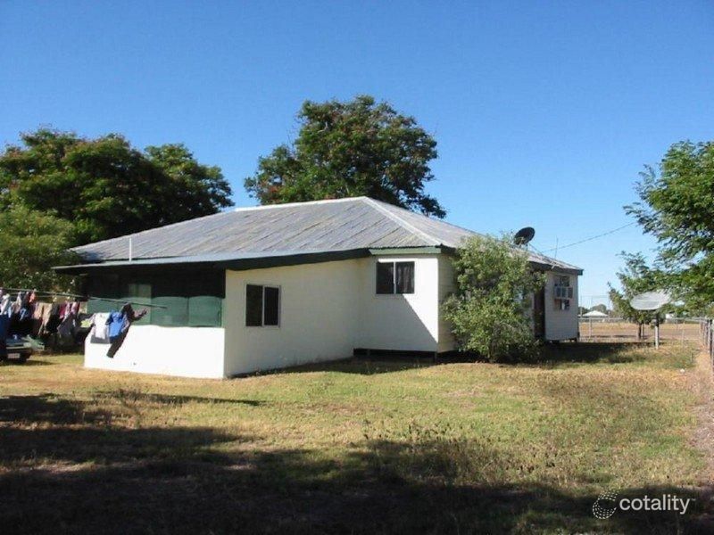 2 Flynn, Hughenden, QLD 4821