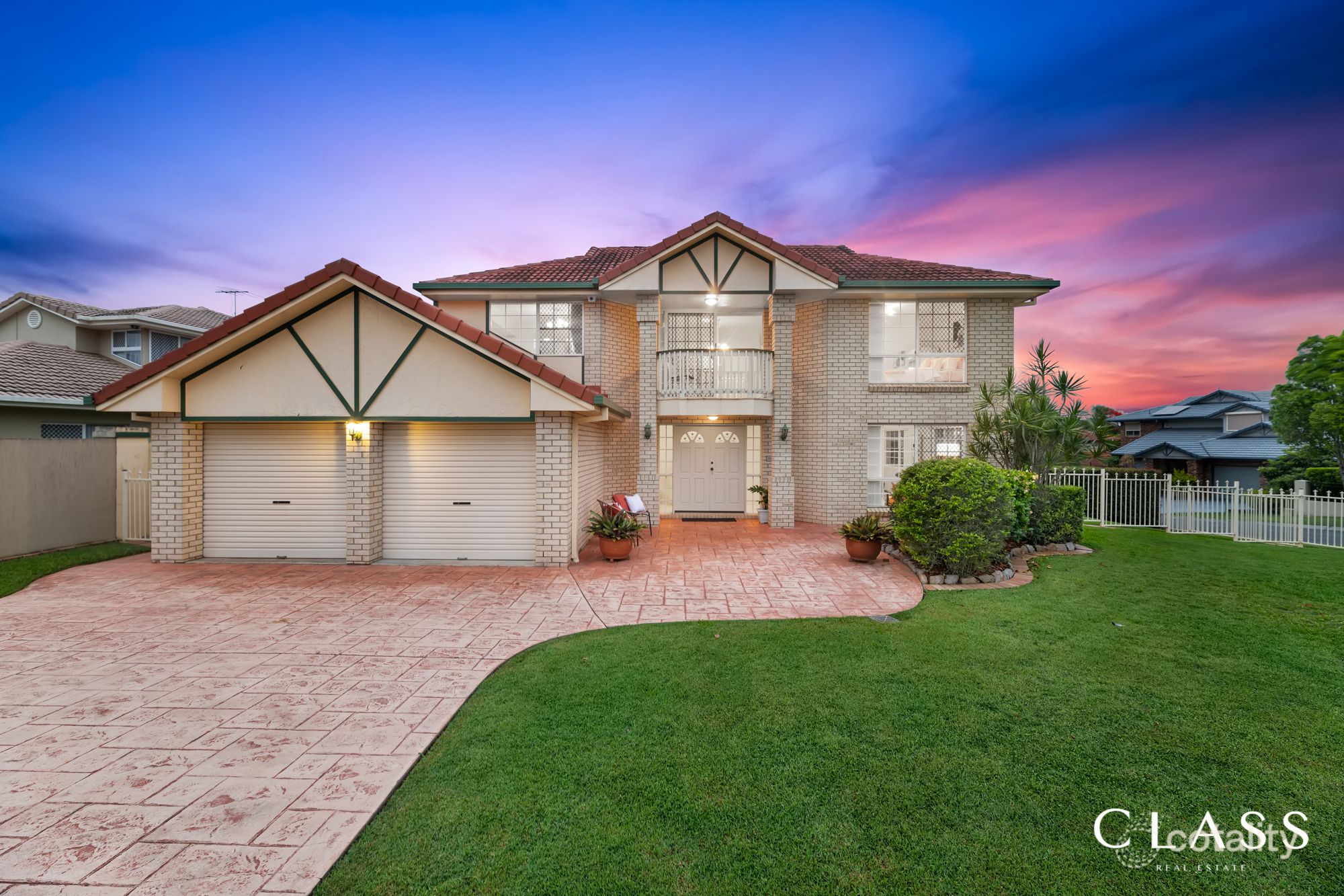 1 Connah Cres, Carindale, QLD 4152