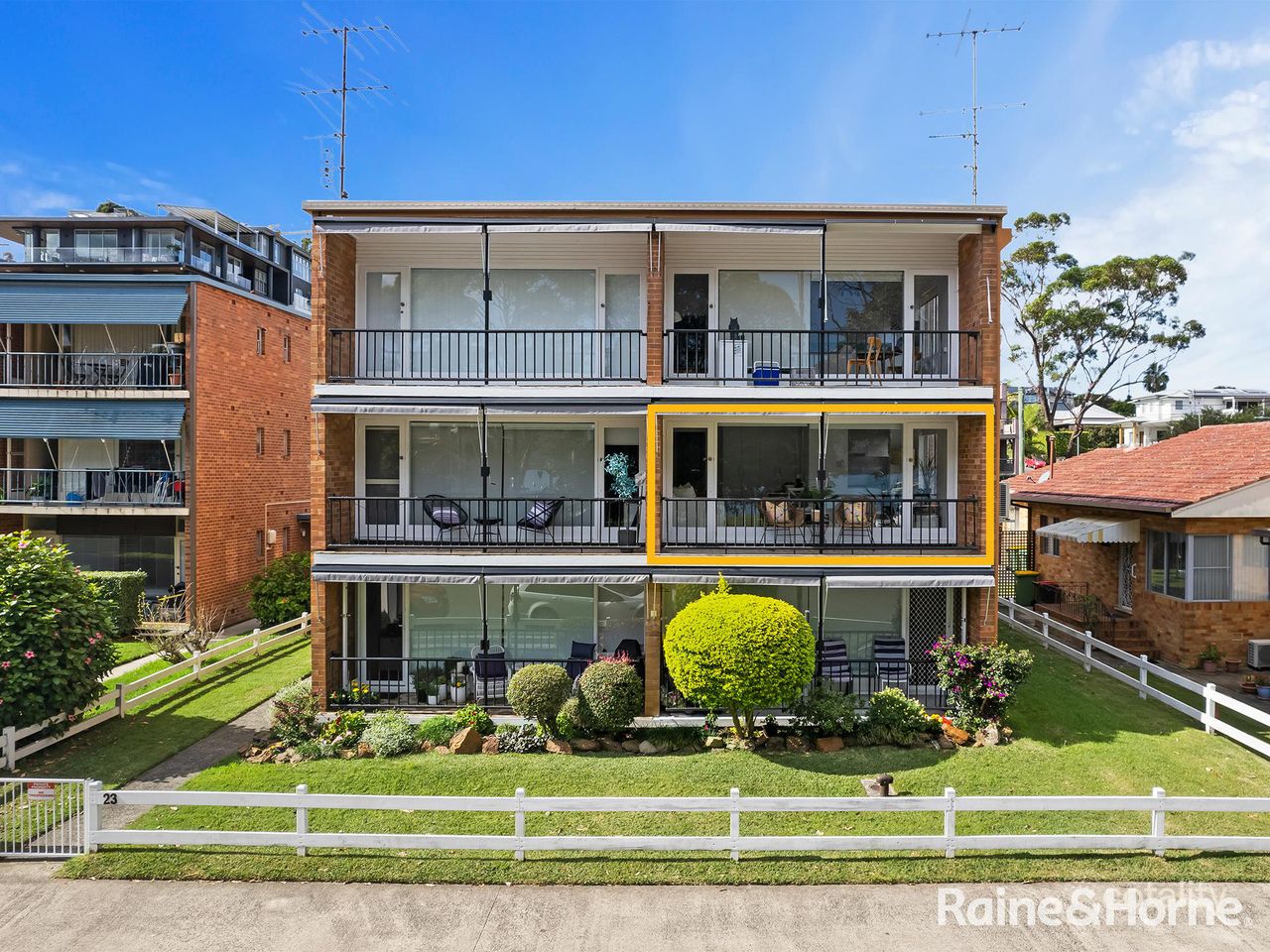 4/23 Masons Pde, Point Frederick, NSW 2250