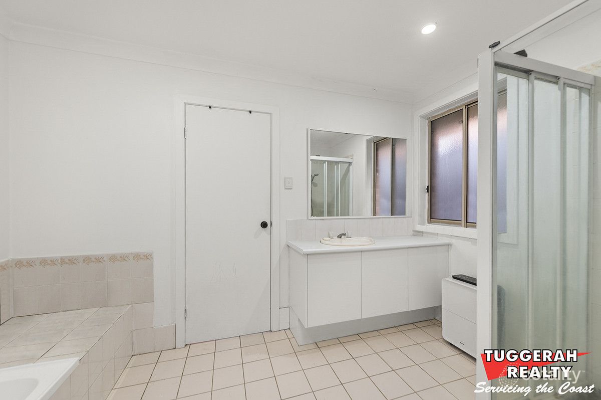 39 Tonkiss St, Tuggerah, NSW 2259