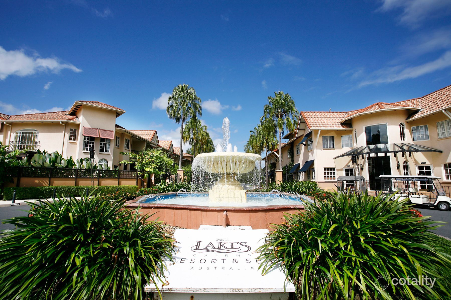 1221/2-10 Greenslopes St, Cairns North, QLD 4870