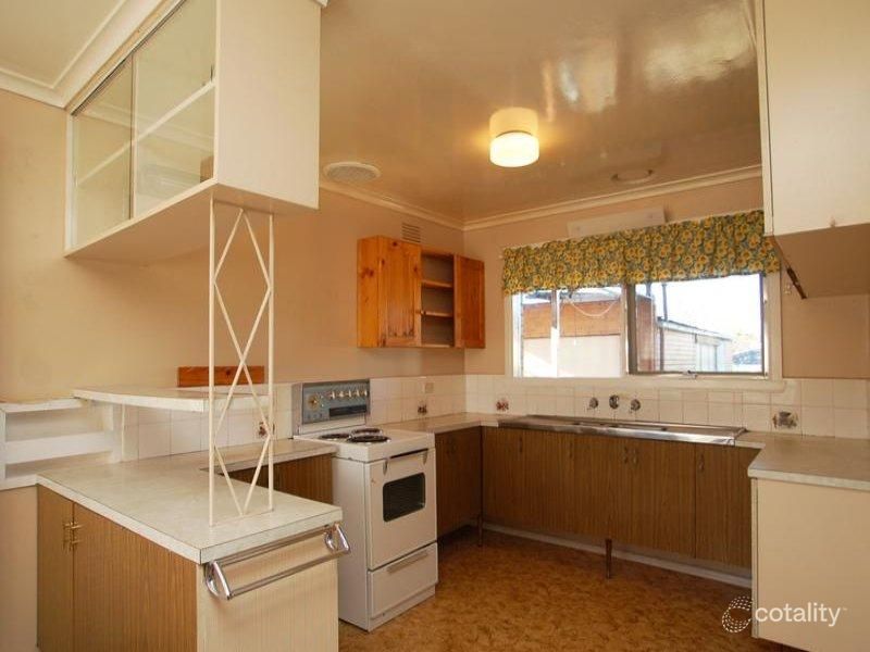 7 Stawell Ave, Dallas, VIC 3047