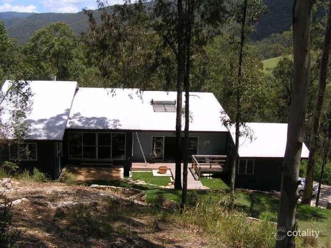 102 Tallowwood Rd, Austinville, QLD 4213