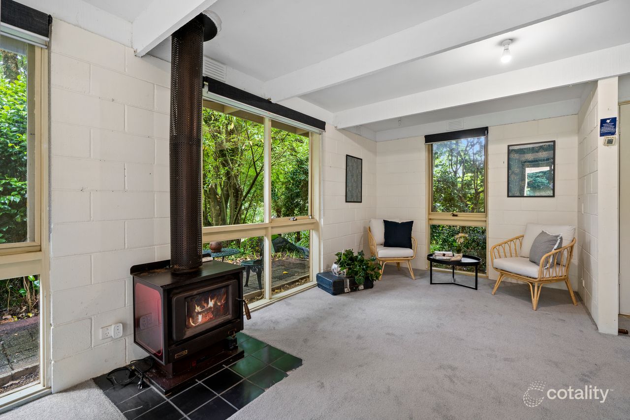4 Church Rd, Menzies Creek, VIC 3159