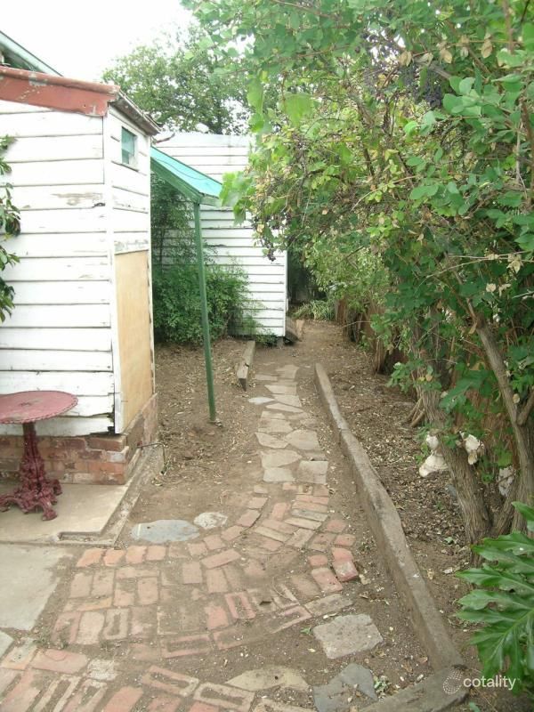 30 Wilson St, Long Gully, VIC 3550