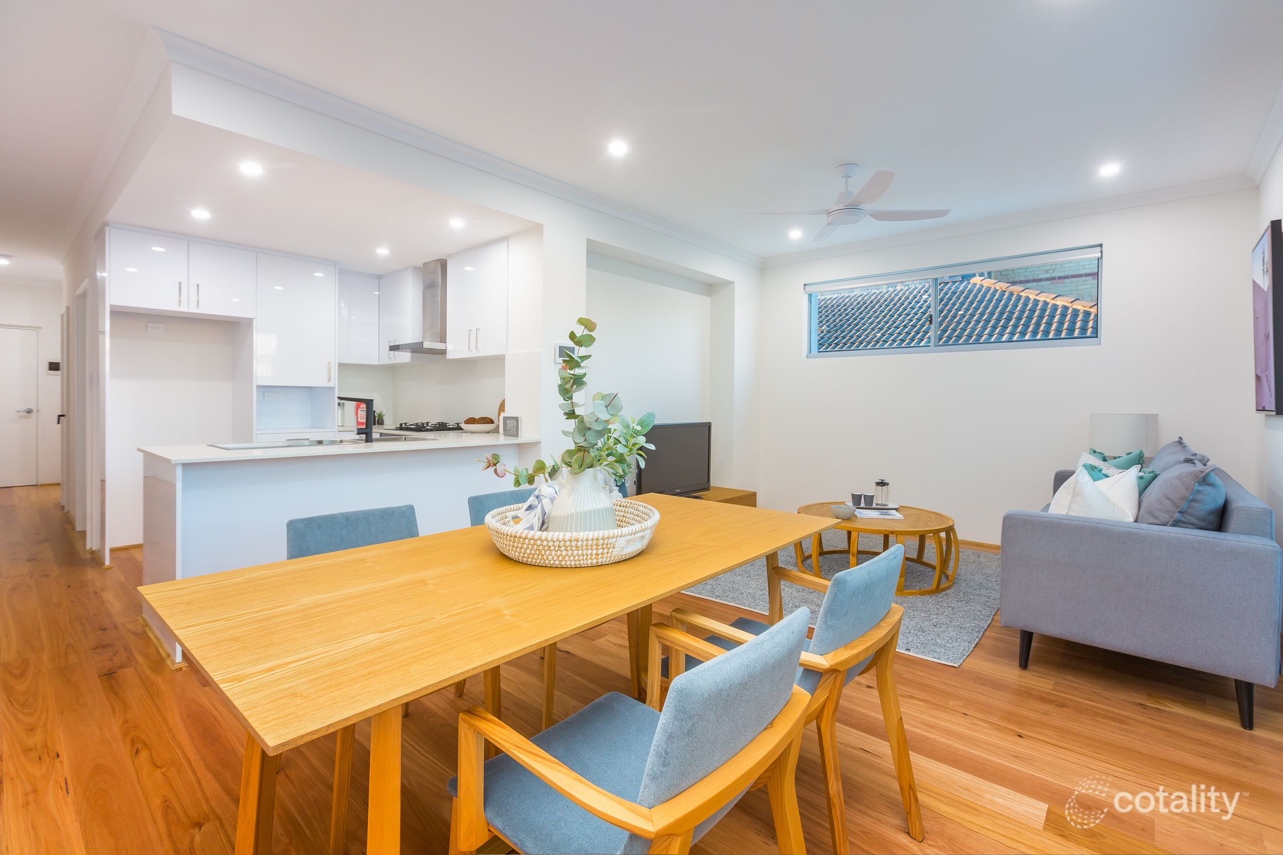 2/13 Rawlins St, Glendalough, WA 6016